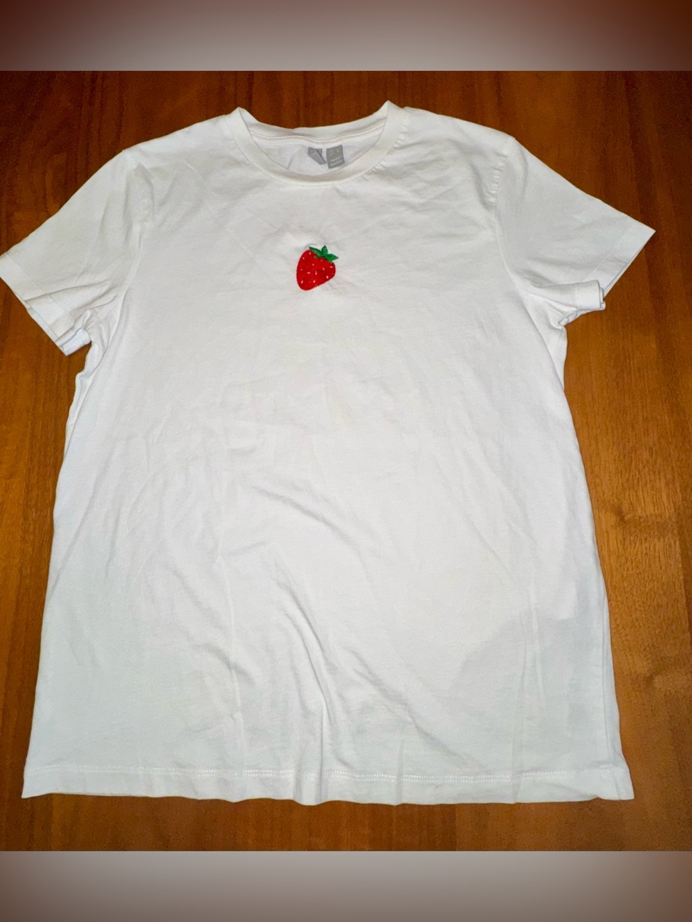 ASOS White Organic Cotton Short Sleeved T-Shirt with Embroidered Strawberry, S